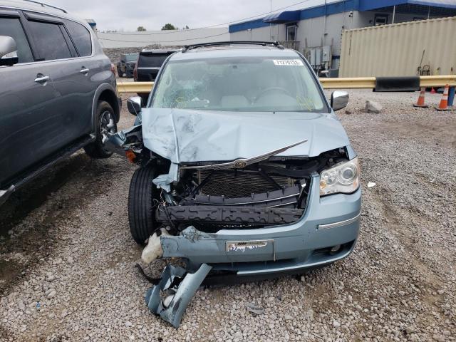 Photo 5 from auction – 2010 CHRYSLER TOWN & COU with VIN 2A4RR6DX7AR501220