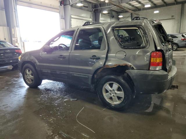 Photo 2 from auction – 2005 FORD ESCAPE XLT with VIN 1FMYU93175KD62222