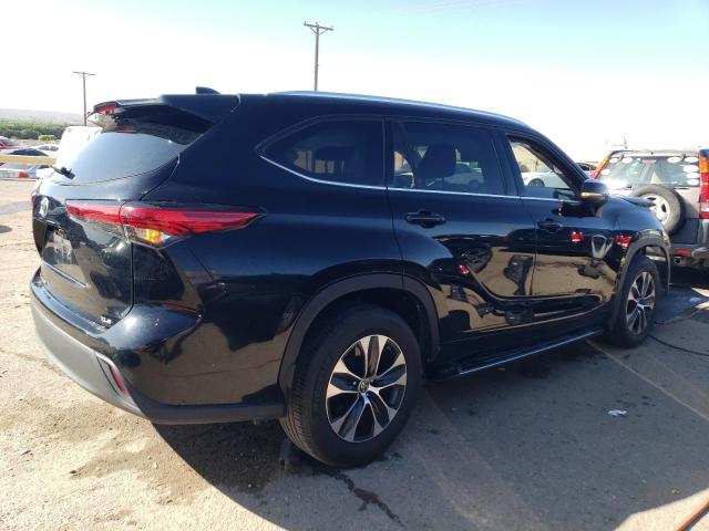 Photo 3 from auction – 2020 TOYOTA HIGHLANDER with VIN 5TDGZRAH8LS023282