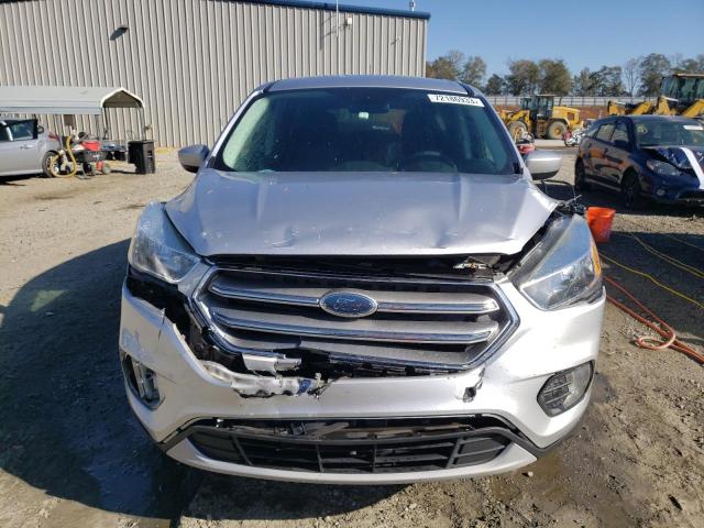 Photo 5 from auction – 2017 FORD ESCAPE SE with VIN 1FMCU0G97HUE76557