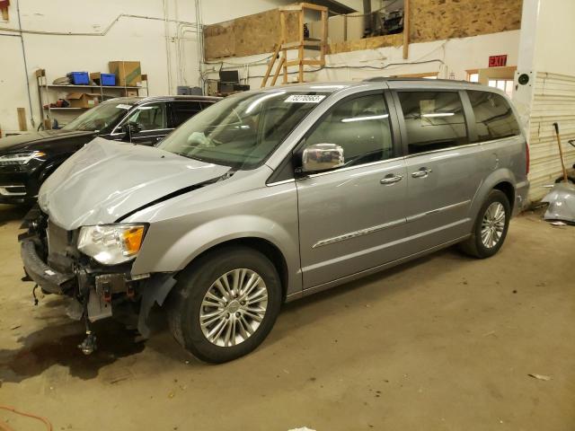 Photo 1 from auction – 2015 CHRYSLER TOWN & COU with VIN 2C4RC1CG0FR582905