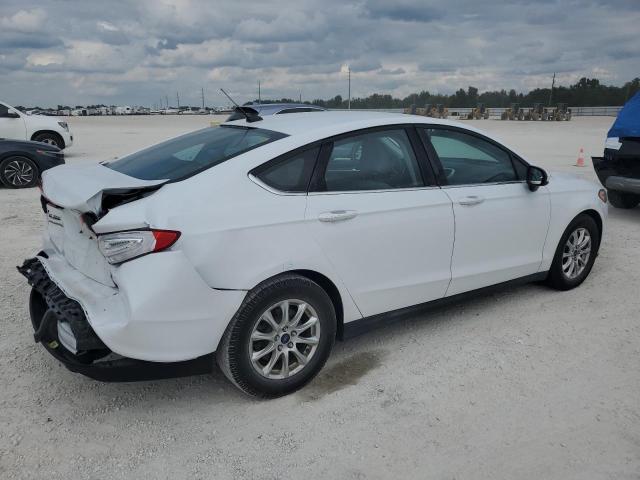 Photo 3 from auction – 2016 FORD FUSION S with VIN 3FA6P0G76GR398551
