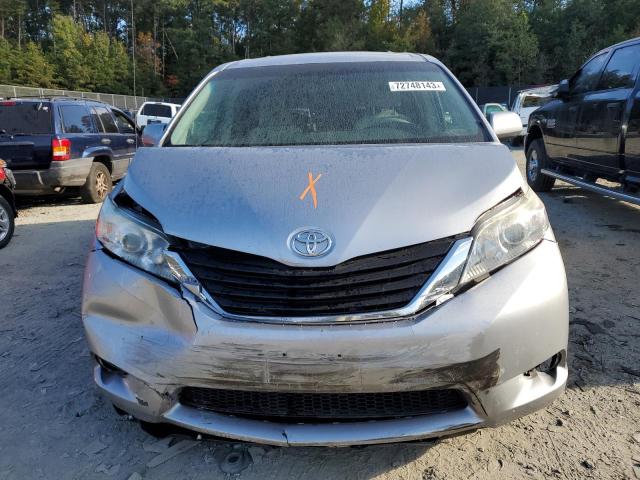 Photo 5 from auction – 2011 TOYOTA SIENNA LE with VIN 5TDKK3DC9BS032888