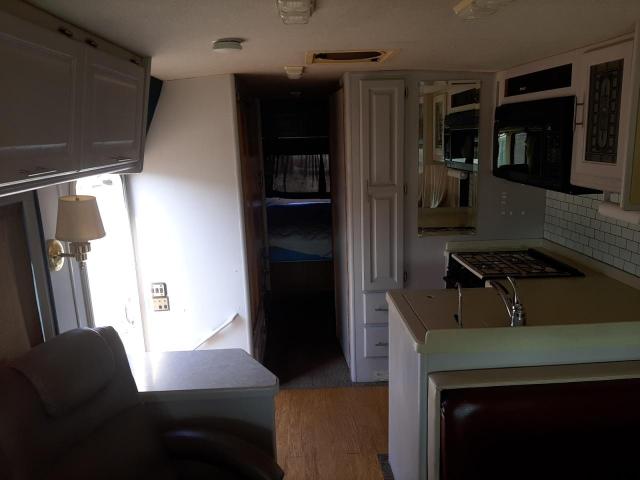 Photo 6 from auction – 1997 AERB MOTORHOME with VIN 3FCMF53G3VJA06306
