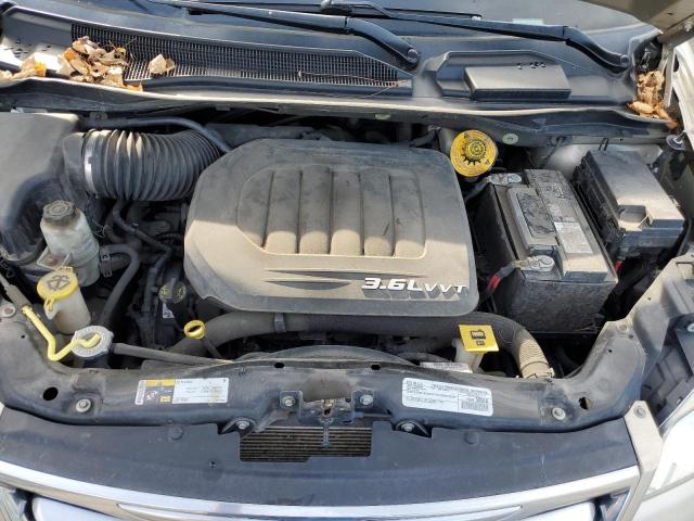 Photo 12 from auction – 2016 CHRYSLER TOWN & COU with VIN 2C4RC1CG4GR283662
