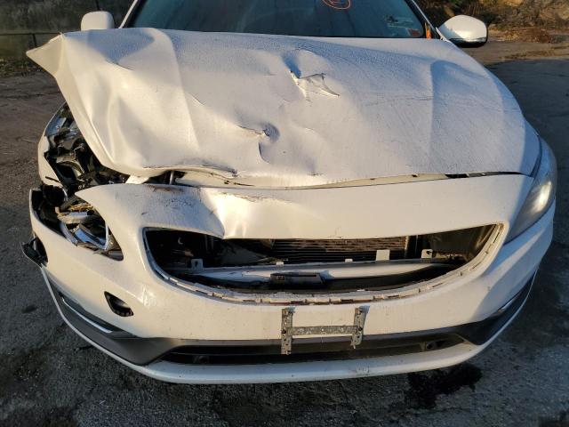 Photo 11 from auction – 2017 VOLVO S60 PLATIN with VIN LYV402TM6HB153783