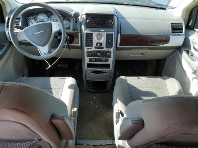 Photo 8 from auction – 2010 CHRYSLER TOWN & COU with VIN 2A4RR5DX2AR337255