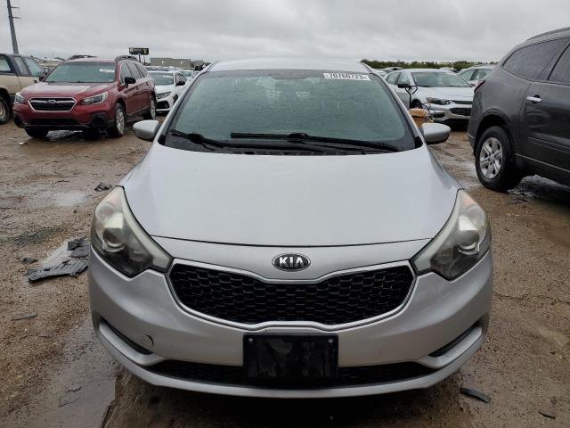Photo 5 from auction – 2015 KIA FORTE LX with VIN KNAFK4A62F5345151