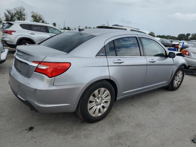 Photo 3 from auction – 2013 CHRYSLER 200 LX with VIN 1C3CCBAB8DN641541