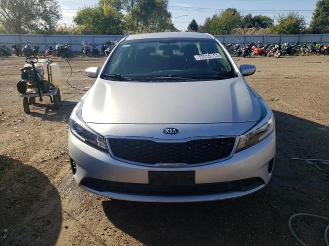Photo 5 from auction – 2017 KIA FORTE LX with VIN 3KPFK4A79HE143118
