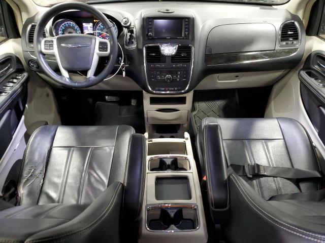 Photo 8 from auction – 2014 CHRYSLER TOWN & COU with VIN 2C4RC1BG2ER439549