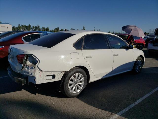 Photo 3 from auction – 2014 VOLKSWAGEN PASSAT S with VIN 1VWAT7A3XEC087695