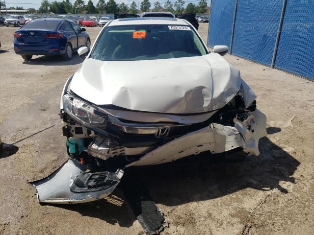 Photo 5 from auction – 2017 HONDA CIVIC EX with VIN 19XFC2F71HE015269