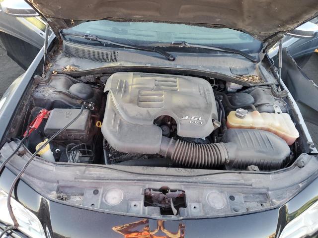 Photo 11 from auction – 2013 CHRYSLER 300C with VIN 2C3CCAEG9DH620979