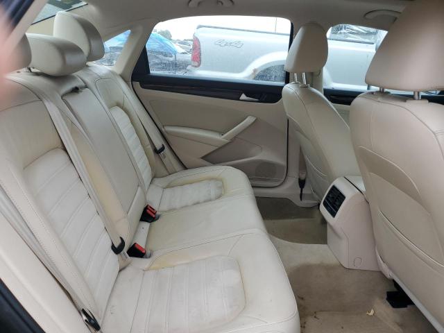 Photo 10 from auction – 2015 VOLKSWAGEN PASSAT SEL with VIN 1VWCV7A35FC001679