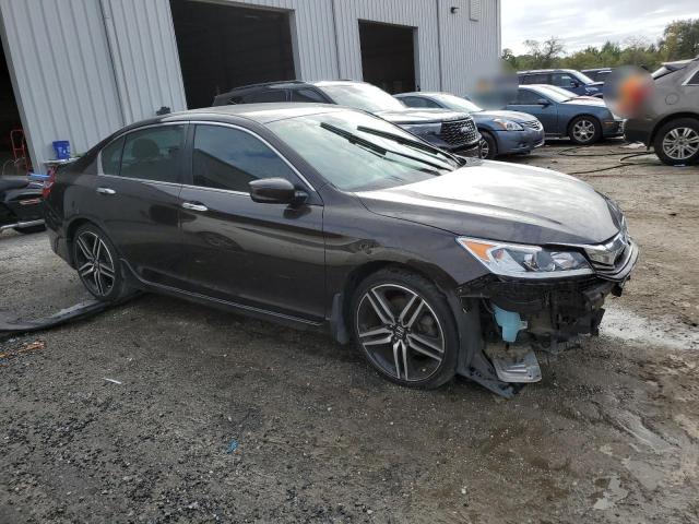 Photo 4 from auction – 2017 HONDA ACCORD SPO with VIN 1HGCR2F52HA200399