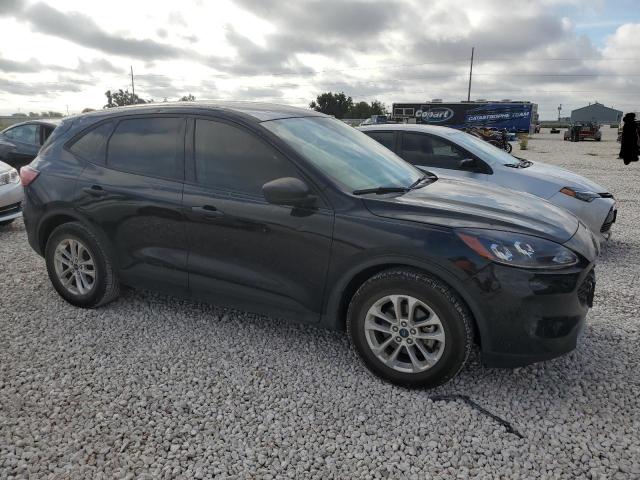 Photo 4 from auction – 2020 FORD ESCAPE S with VIN 1FMCU0F60LUB91411