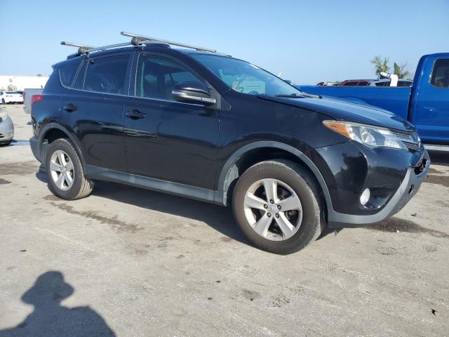 Photo 4 from auction – 2014 TOYOTA RAV4 XLE with VIN 2T3WFREV8EW110119