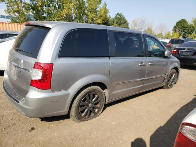 Photo 3 from auction – 2015 CHRYSLER TOWN & COU with VIN 2C4RC1HG1FR719956