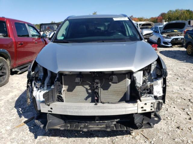 Photo 5 from auction – 2018 TOYOTA HIGHLANDER with VIN 5TDJZRFH3JS544597