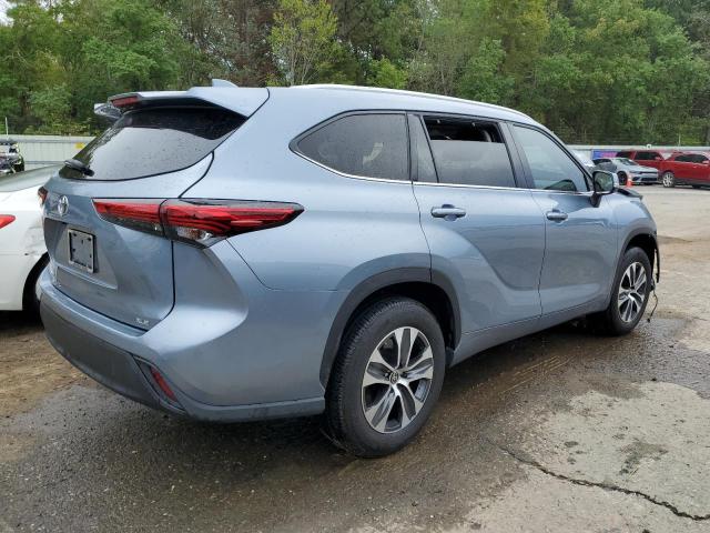 Photo 3 from auction – 2022 TOYOTA HIGHLANDER with VIN 5TDGZRAH6NS094337