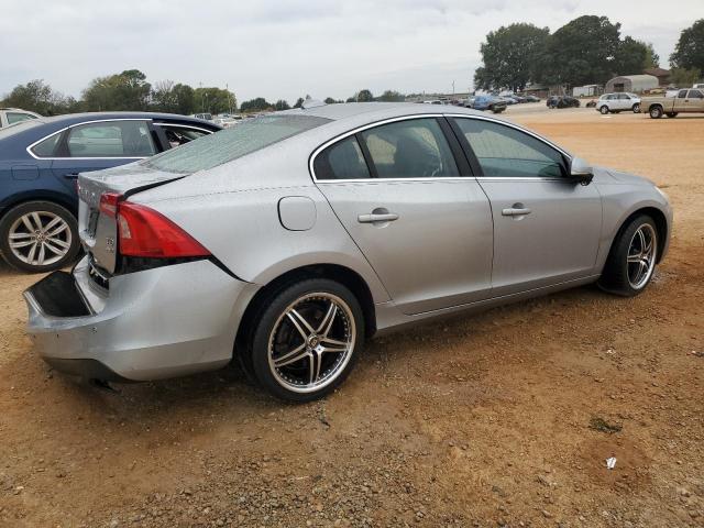Photo 3 from auction – 2011 VOLVO S60 T6 with VIN YV1902FH5B2017765