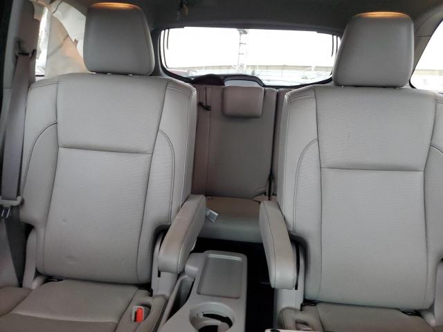 Photo 10 from auction – 2018 TOYOTA HIGHLANDER with VIN 5TDDZRFH9JS843265