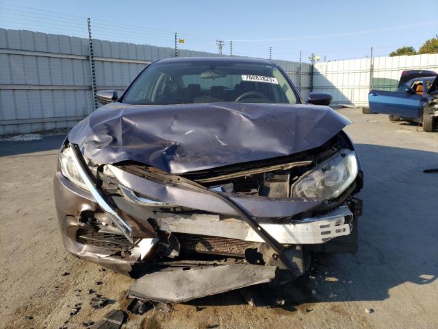 Photo 5 from auction – 2018 HONDA CIVIC LX with VIN 19XFC2F52JE201083