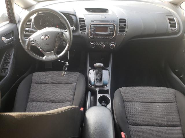 Photo 8 from auction – 2017 KIA FORTE LX with VIN 3KPFK4A76HE116510