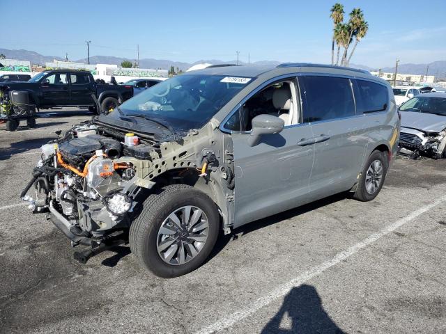 CHRYSLER PACIFICA H 2021 with VIN 2C4RC1L71MR562739 - Photo from auction