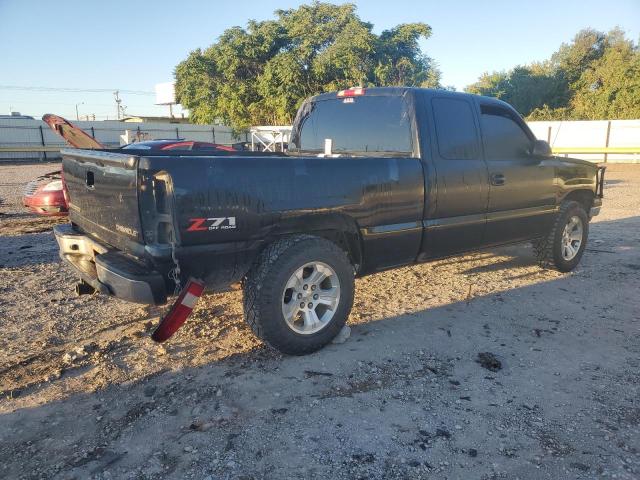 Photo 3 from auction – 2003 CHEVROLET SILVERADO with VIN 2GCEK19TX31390844
