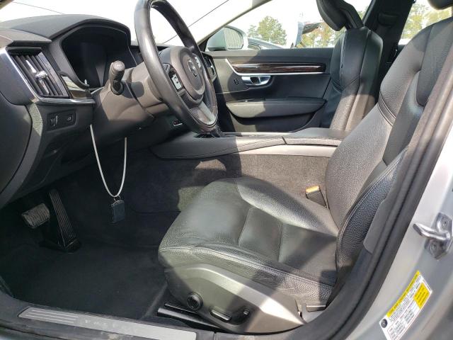 Photo 7 from auction – 2018 VOLVO S90 T5 MOM with VIN LVY982MK5JP015201