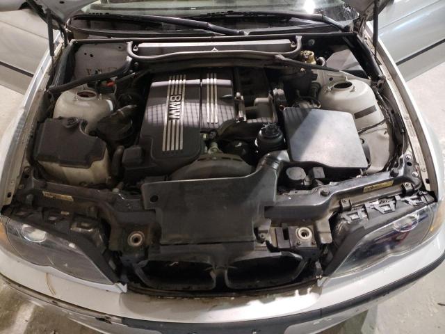 Photo 11 from auction – 2003 BMW 325 I with VIN WBAAZ33463KP80926