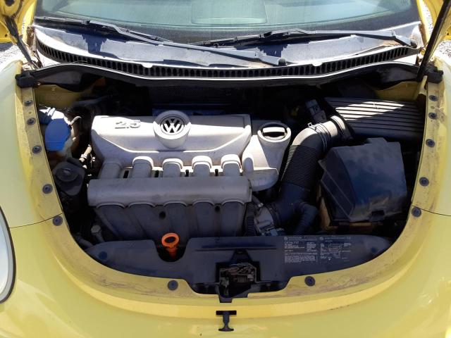 Photo 11 from auction – 2006 VOLKSWAGEN NEW BEETLE with VIN 3VWPW31C06M400425