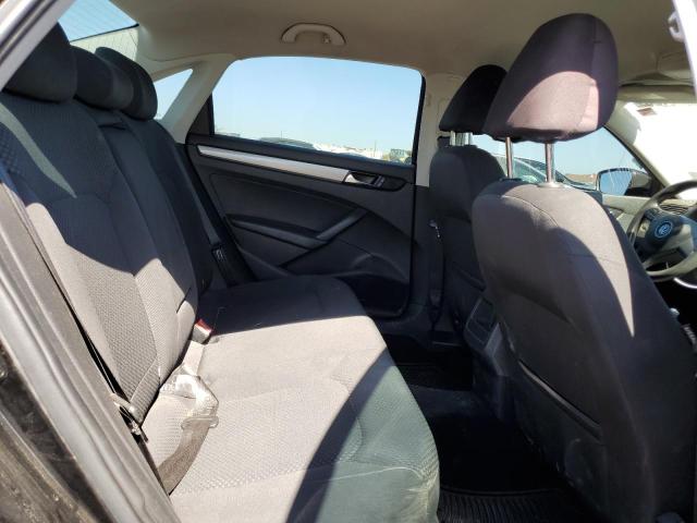 Photo 10 from auction – 2013 VOLKSWAGEN PASSAT S with VIN 1VWAP7A3XDC032733