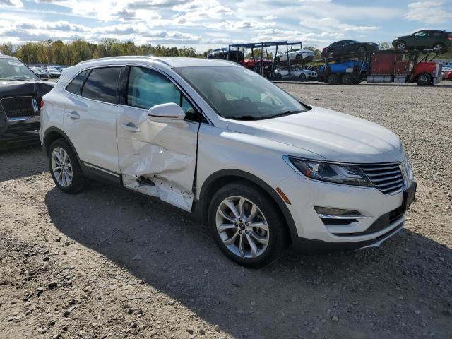 Photo 4 from auction – 2016 LINCOLN MKC SELECT with VIN 5LMCJ2C99GUJ11996
