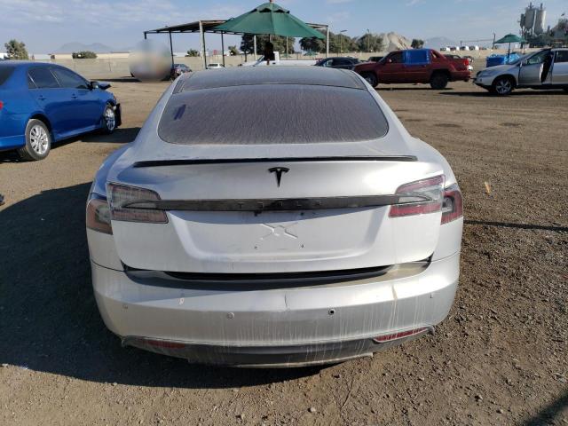 Photo 6 from auction – 2013 TESLA MODEL S with VIN 5YJSA1DP8DFP04232
