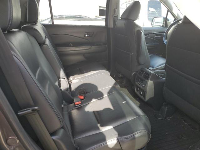 Photo 11 from auction – 2017 HONDA PILOT TOUR with VIN 5FNYF6H99HB095050