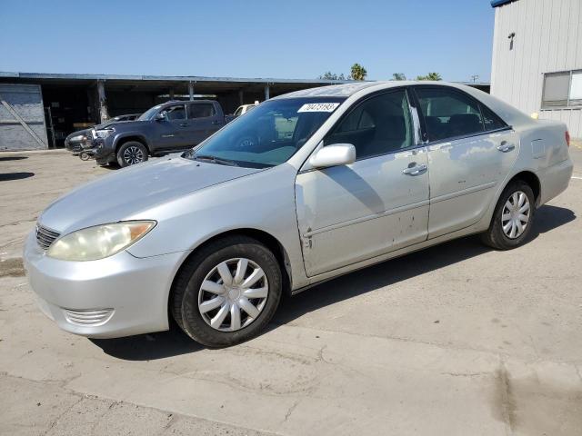 TOYOTA CAMRY LE 2005 with VIN 4T1BE32K25U024161 - Photo from auction