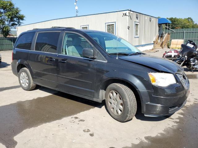 Photo 4 from auction – 2010 CHRYSLER TOWN & COU with VIN 2A4RR4DE3AR104042