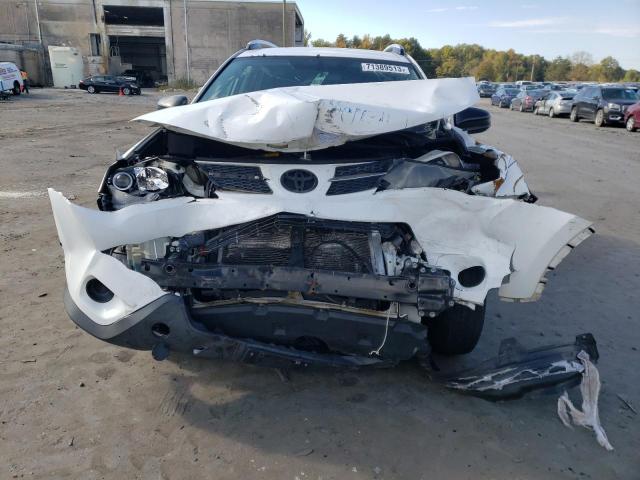 Photo 5 from auction – 2015 TOYOTA RAV4 LE with VIN 2T3BFREV4FW270577
