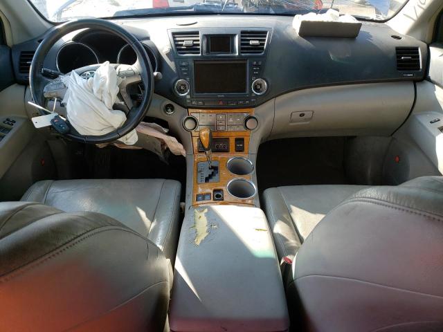Photo 8 from auction – 2009 TOYOTA HIGHLANDER with VIN JTEEW44A592032972