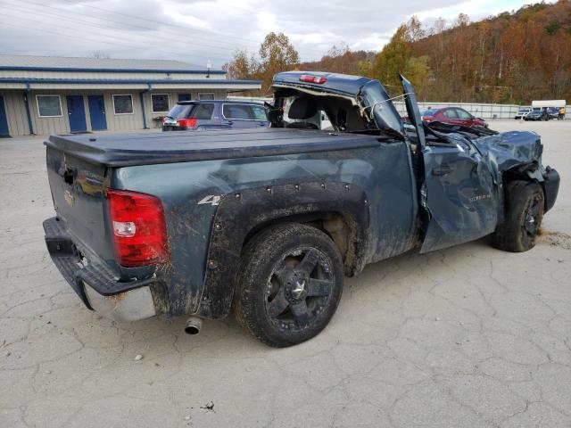 Photo 3 from auction – 2011 CHEVROLET SILVERADO with VIN 1GCNKPE03BZ331753