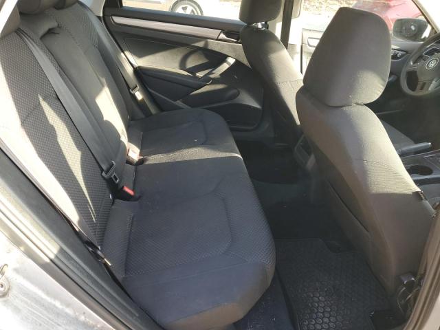 Photo 10 from auction – 2013 VOLKSWAGEN PASSAT S with VIN 1VWAP7A31DC031258