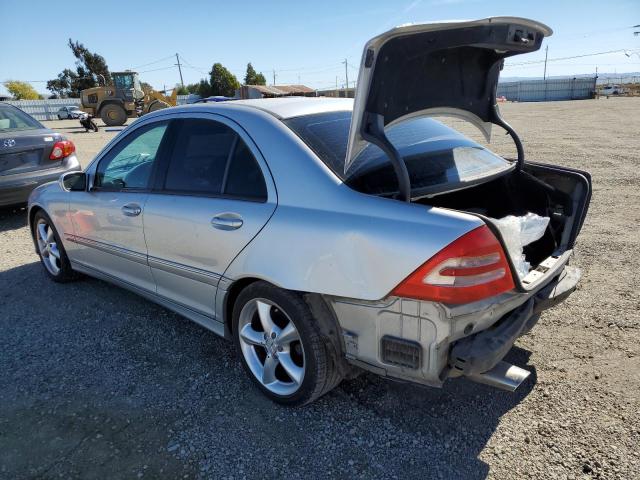 Photo 2 from auction – 2004 MERCEDES-BENZ C 320 with VIN WDBRF64J34F488339