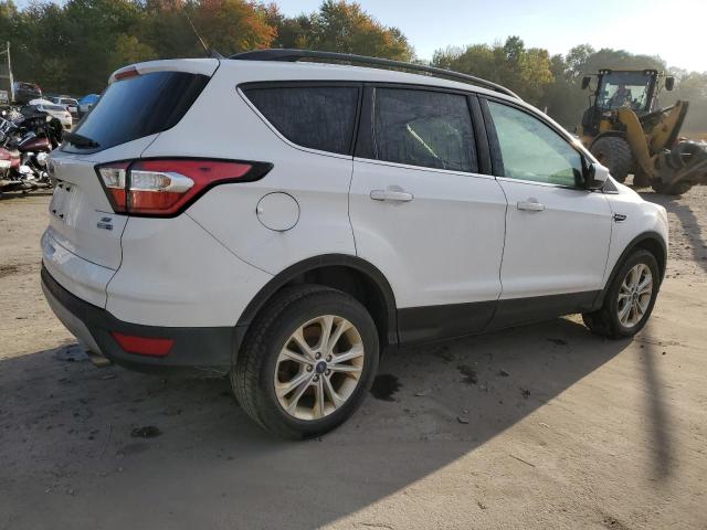 Photo 3 from auction – 2018 FORD ESCAPE SE with VIN 1FMCU9GD8JUC11452