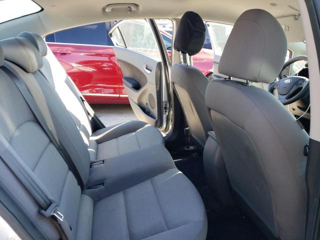 Photo 10 from auction – 2017 KIA FORTE LX with VIN 3KPFK4A75HE137929