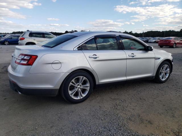 Photo 3 from auction – 2013 FORD TAURUS SEL with VIN 1FAHP2E85DG122400