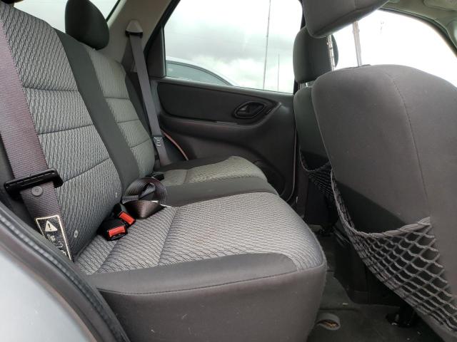 Photo 11 from auction – 2003 FORD ESCAPE XLT with VIN 1FMYU03133KE10582