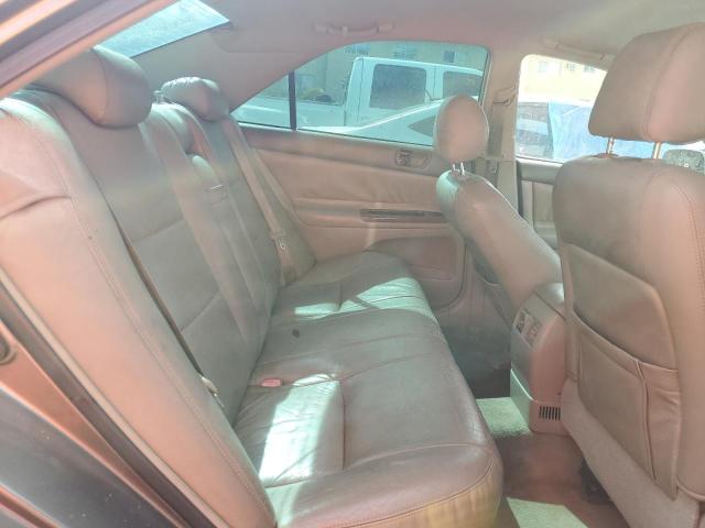 Photo 10 from auction – 2004 TOYOTA CAMRY LE with VIN 4T1BE32K04U914320
